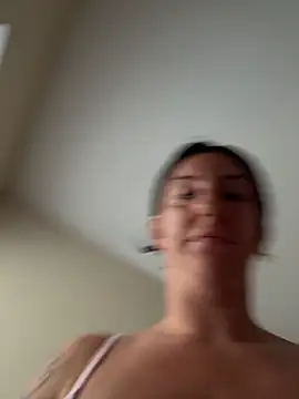 sweetsirenn online show from 07-28-26, 02:13