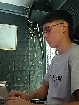 jacobs shelby online show from 11-17-25, 02:23