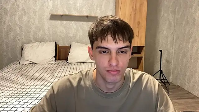 Snapshot of elliot_scott chatting on 09-16-25, 05:03 elliot scott online show from 09-16-25, 05:03