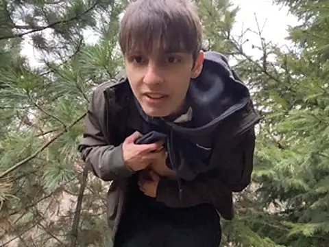 Snapshot of elliot_scott chatting on 11-02-25, 09:55 elliot scott online show from 11-02-25, 09:55