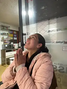 SALOME KORLAND online show from 04-23-26, 01:57