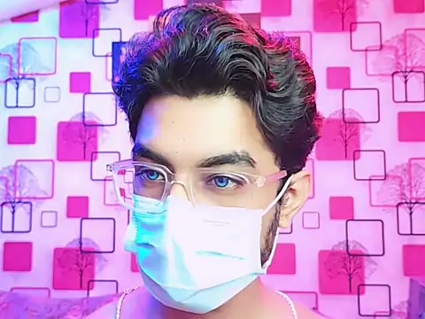 ChiseledCharm online show from 10-28-25, 06:32