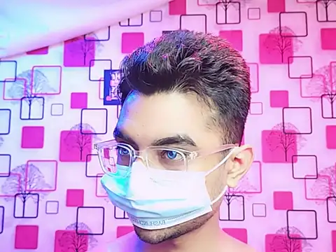 ChiseledCharm online show from 11-03-25, 07:59