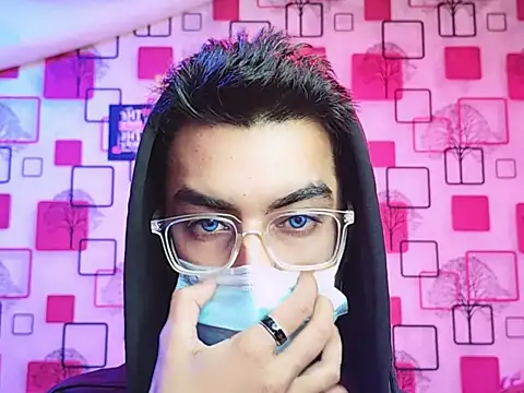 ChiseledCharm online show from 11-10-25, 10:09