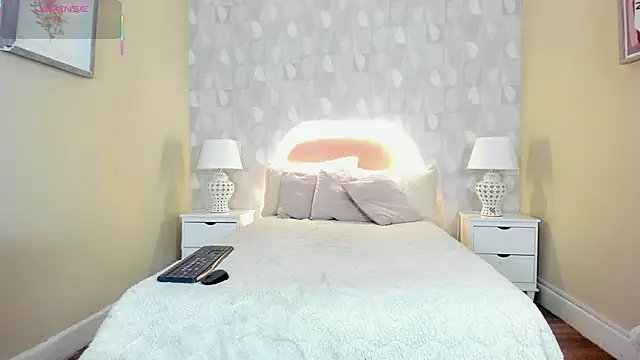 isabella milf  online show from 11-23-25, 12:05