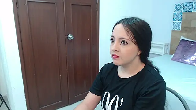 ScarletLevis online show from 10-09-25, 10:24