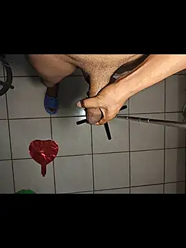 Snapshot of Genaro_Dickinson_69 chatting on 12-01-25, 03:33 Genaro Dickinson 69 online show from 12-01-25, 03:33