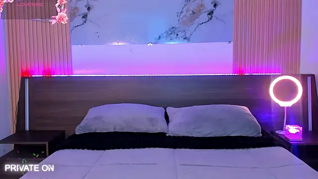 samanthaa moon online show from 03-17-26, 09:40