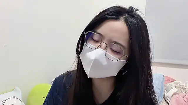 LHeart online show from 04-28-26, 02:00