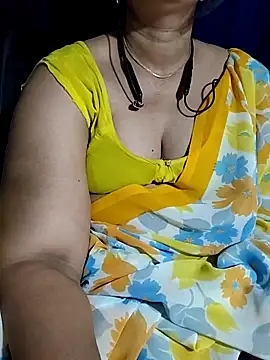 Snapshot of sesiteluguammayi chatting on 06-08-26, 03:56 sesiteluguammayi online show from 06-08-26, 03:56