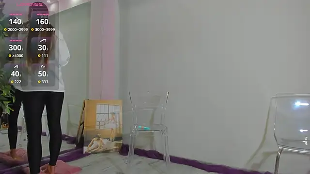 Snapshot of MayaHellen chatting on 10-02-25, 04:41 MayaHellen online show from 10-02-25, 04:41