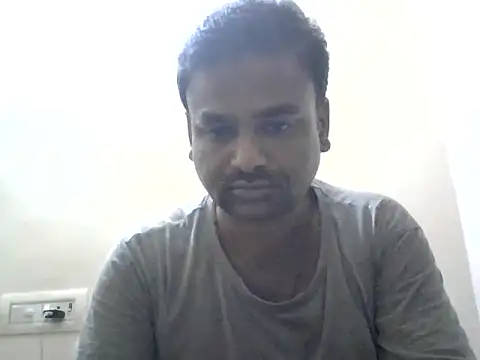 sree4143 online show from 10-09-25, 05:33
