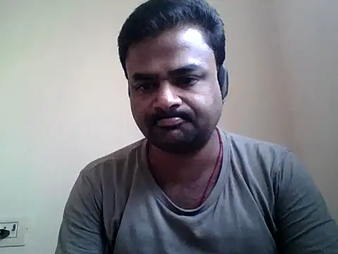 sree4143 online show from 10-10-25, 05:39