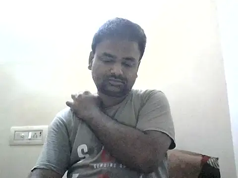 sree4143 online show from 10-12-25, 01:54