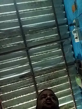 sree4143 online show from 12-17-25, 02:45