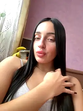 Snapshot of Soft_Pleasure chatting on 10-24-25, 12:23 Soft Pleasure online show from 10-24-25, 12:23