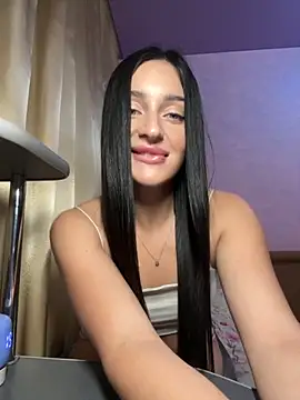 Snapshot of Soft_Pleasure chatting on 10-31-25, 04:19 Soft Pleasure online show from 10-31-25, 04:19