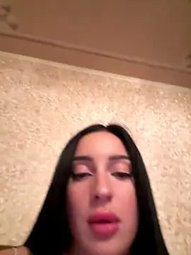 Snapshot of Soft_Pleasure chatting on 11-06-25, 03:24 Soft Pleasure online show from 11-06-25, 03:24