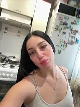 Snapshot of Soft_Pleasure chatting on 12-18-25, 06:41 Soft Pleasure online show from 12-18-25, 06:41