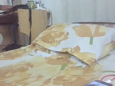 sofiacpl  online show from 10-30-25, 05:24