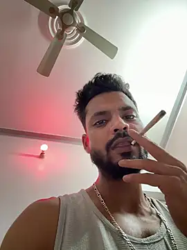 sofiacpl  online show from 04-17-26, 10:02