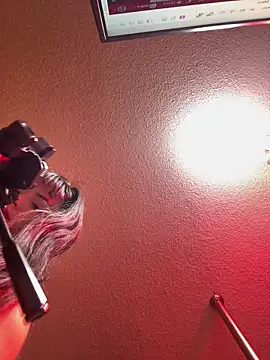 Stephany Rodriguez online show from 12-20-25, 12:12