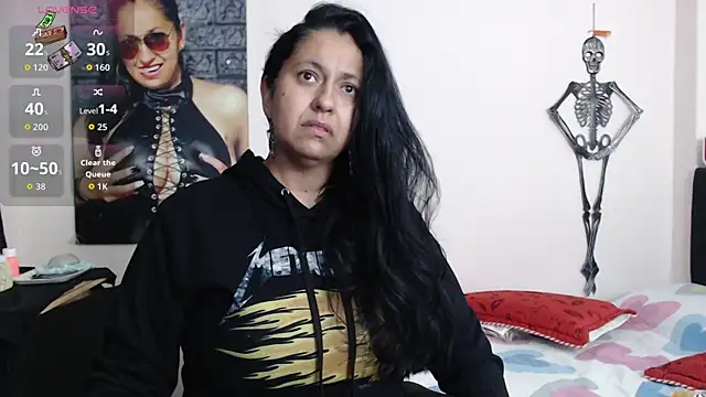 Snapshot of holydeath_1 chatting on 10-11-25, 10:41 holydeath 1 online show from 10-11-25, 10:41