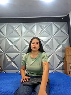 Snapshot of GreciaFox1 chatting on 11-14-25, 11:31 GreciaFox1 online show from 11-14-25, 11:31