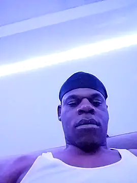 Snapshot of MrGreenbeanbean88 chatting on 10-20-25, 06:14 MrGreenbeanbean88 online show from 10-20-25, 06:14