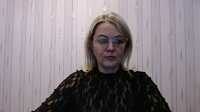 EleanoraDream online show from 10-15-25, 05:46