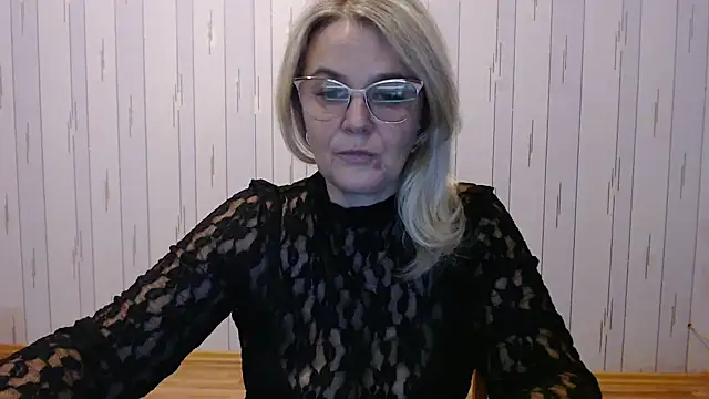 EleanoraDream online show from 10-16-25, 01:34
