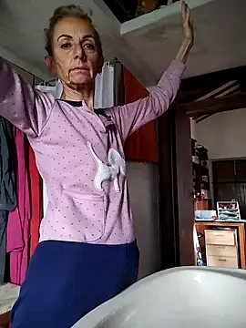 clarabell4 online show from 11-20-25, 07:30