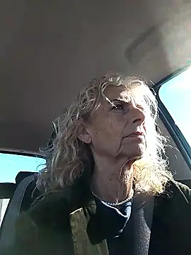 clarabell4 online show from 04-24-26, 07:00