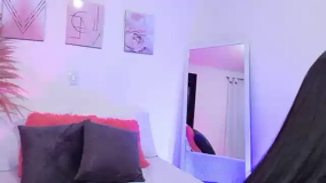 VictoriaGarciaa online show from 04-24-26, 01:13