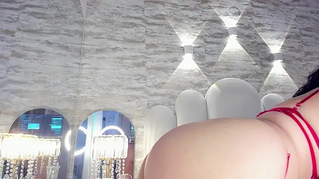 Snapshot of Yassy_vazquez chatting on 09-22-25, 07:38 Yassy vazquez online show from 09-22-25, 07:38