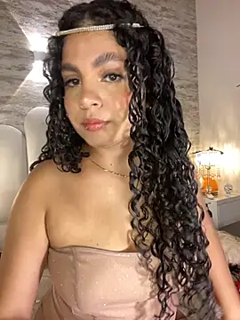 Snapshot of Yassy_vazquez chatting on 10-25-25, 07:41 Yassy vazquez online show from 10-25-25, 07:41