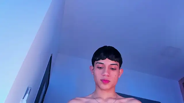 Sebax Young online show from 02-21-26, 07:59