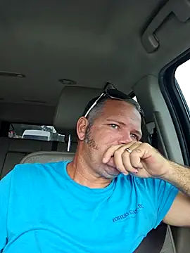 Snapshot of cubanitofeliz40 chatting on 10-28-25, 08:55 cubanitofeliz40 online show from 10-28-25, 08:55