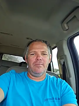 Snapshot of cubanitofeliz40 chatting on 11-24-25, 01:55 cubanitofeliz40 online show from 11-24-25, 01:55