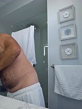 cubanitofeliz40 online show from 12-22-25, 02:25