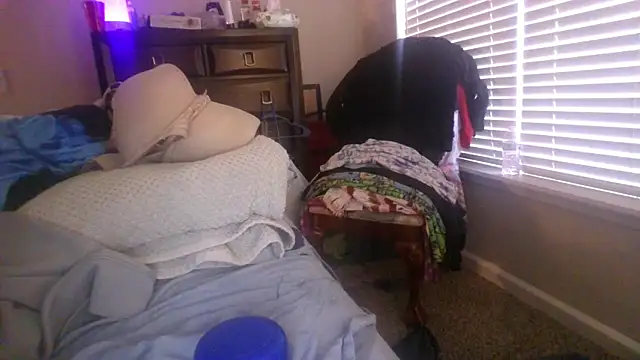 Snapshot of TheGrudge206 chatting on 01-12-26, 04:01 TheGrudge206 online show from 01-12-26, 04:01