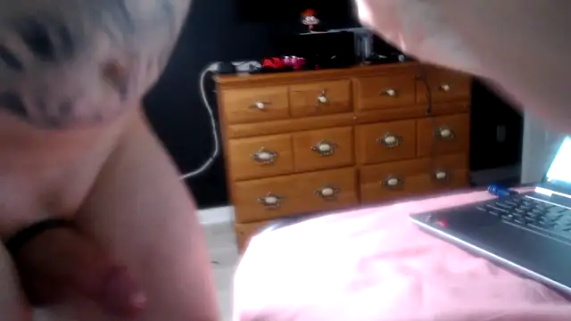 Snapshot of TheGrudge206 chatting on 02-09-26, 08:02 TheGrudge206 online show from 02-09-26, 08:02