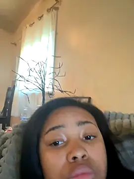 nuttybutter999999 online show from 10-21-25, 04:08