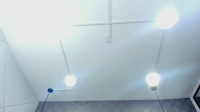 ThaliaCross online show from 09-28-25, 12:21