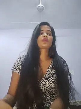 Snapshot of cute_radhikaa chatting on 05-28-26, 06:32 cute radhikaa online show from 05-28-26, 06:32