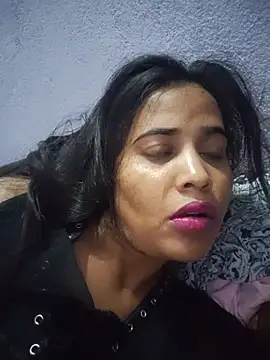 Snapshot of cute_radhikaa chatting on 06-23-26, 04:16 cute radhikaa online show from 06-23-26, 04:16