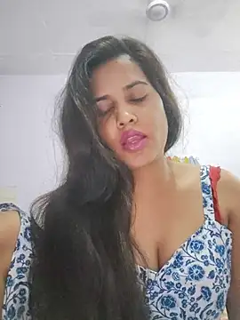 Snapshot of cute_radhikaa chatting on 07-19-26, 11:03 cute radhikaa online show from 07-19-26, 11:03