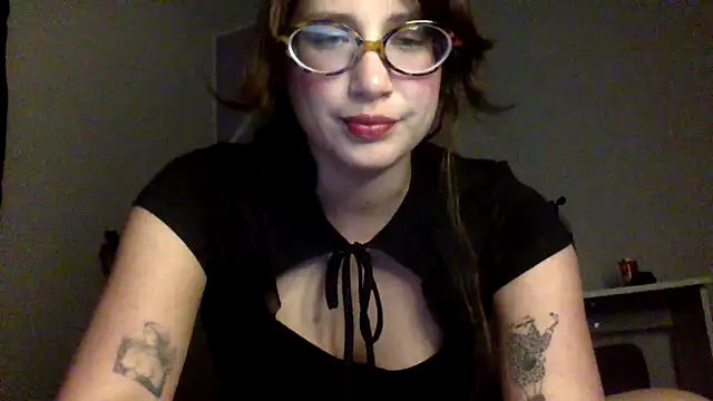 Snapshot of Meowkillah13 chatting on 12-01-25, 11:21 Meowkillah13 online show from 12-01-25, 11:21