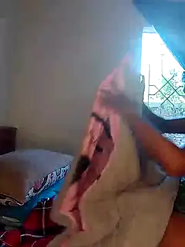 Snapshot of SeffieLucy chatting on 02-07-26, 11:03 SeffieLucy online show from 02-07-26, 11:03