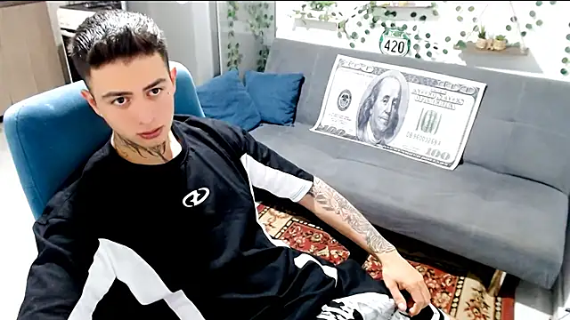 santii ss online show from 02-06-26, 12:04